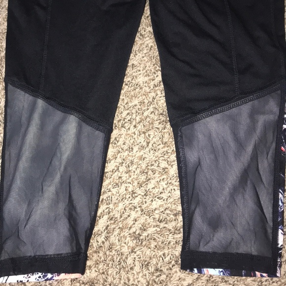 MarikaShape Enhancing Tummy Control Leggings - Picture 15 of 16
